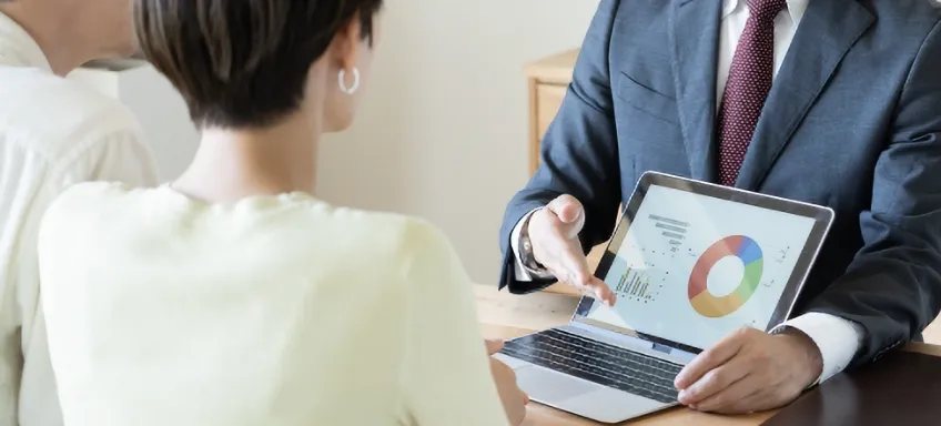 レセコン開発 / 販売 Background